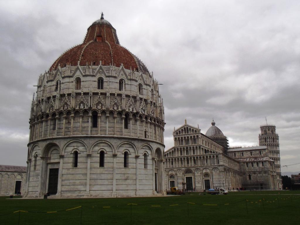 Pisa Apartment Exteriör bild